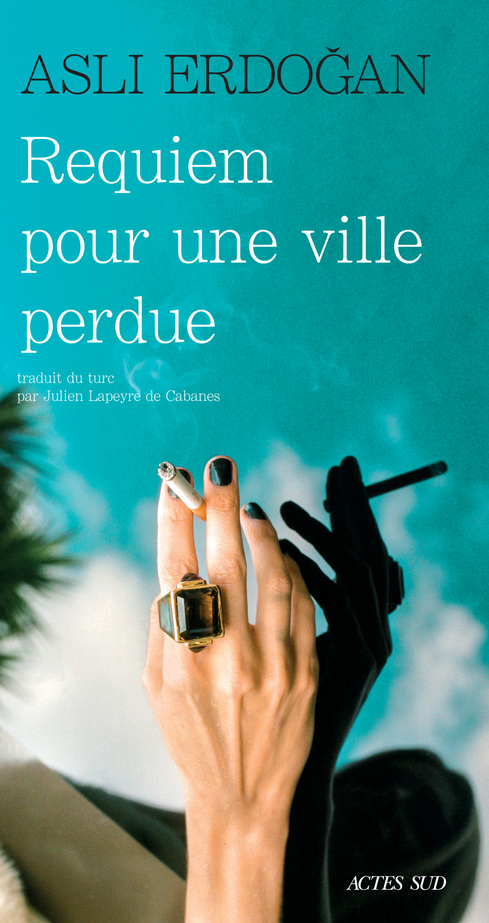 Requiem pour une ville perdue est un recueil de nouvelles de l'autrice turque Asli Erdogan
